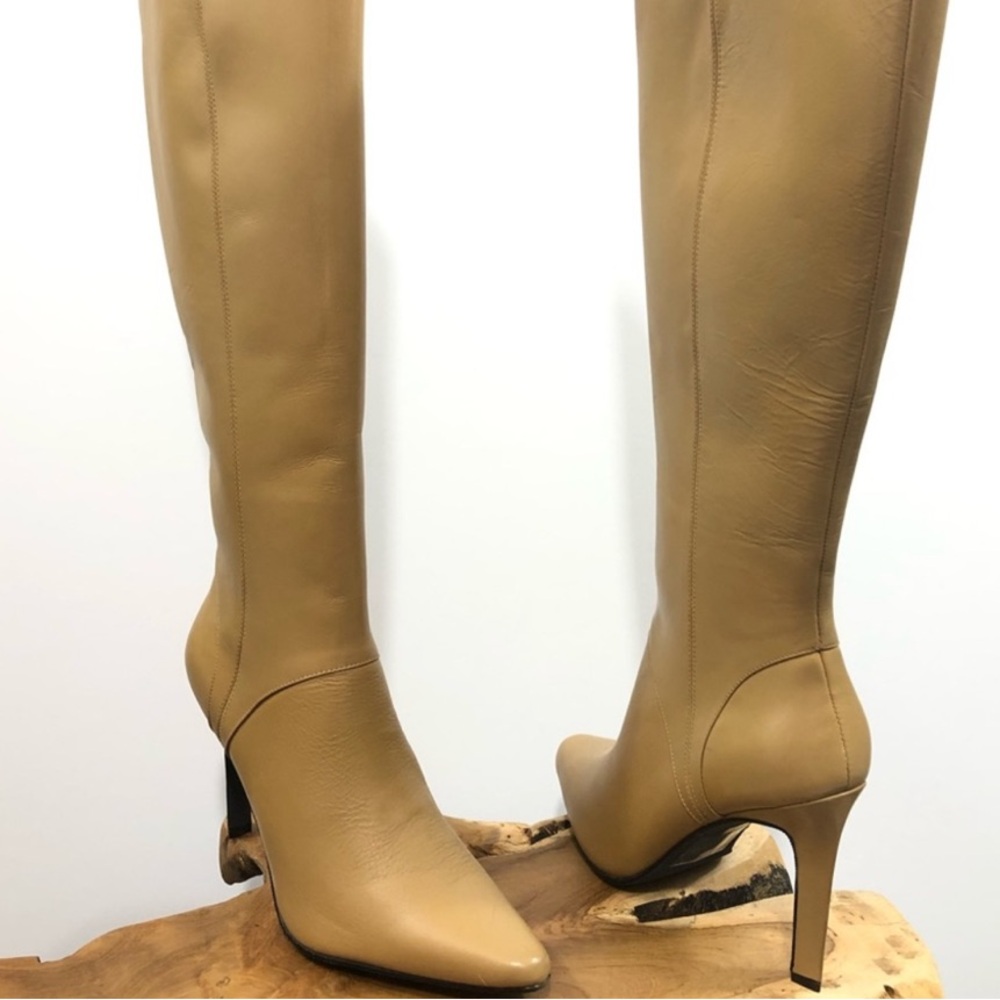 Elegant Tan Knee-High Women's Boots